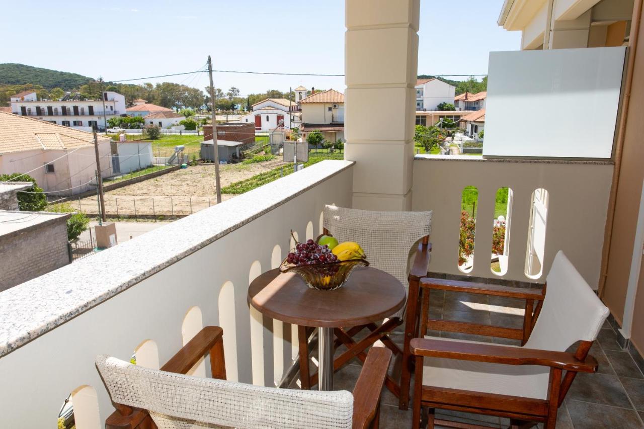 Lady Elena Hotel Ammoudia Exterior foto